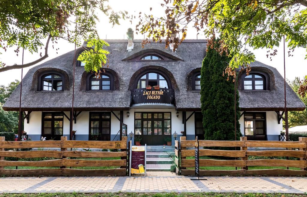 Gasthof Laci Betyár Hajdúszoboszló Exterior foto
