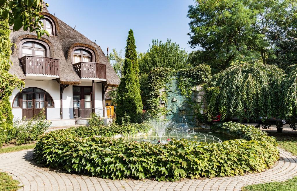 Gasthof Laci Betyár Hajdúszoboszló Exterior foto